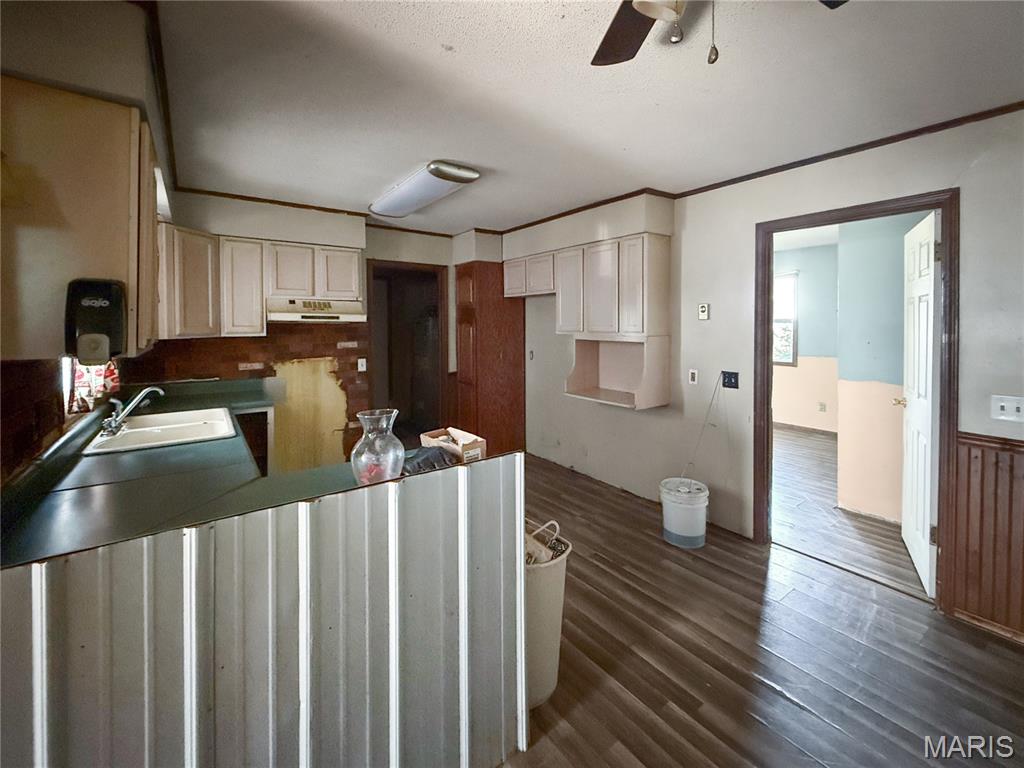 601 N Foster