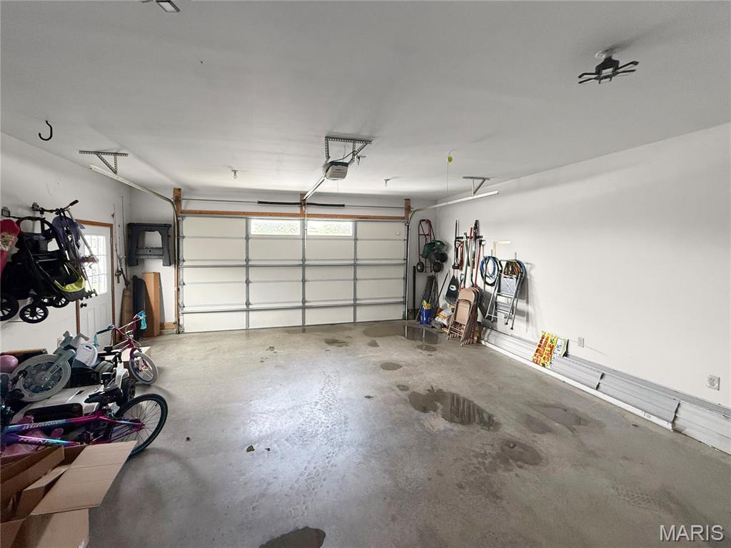 5687 Clear Creek Rd