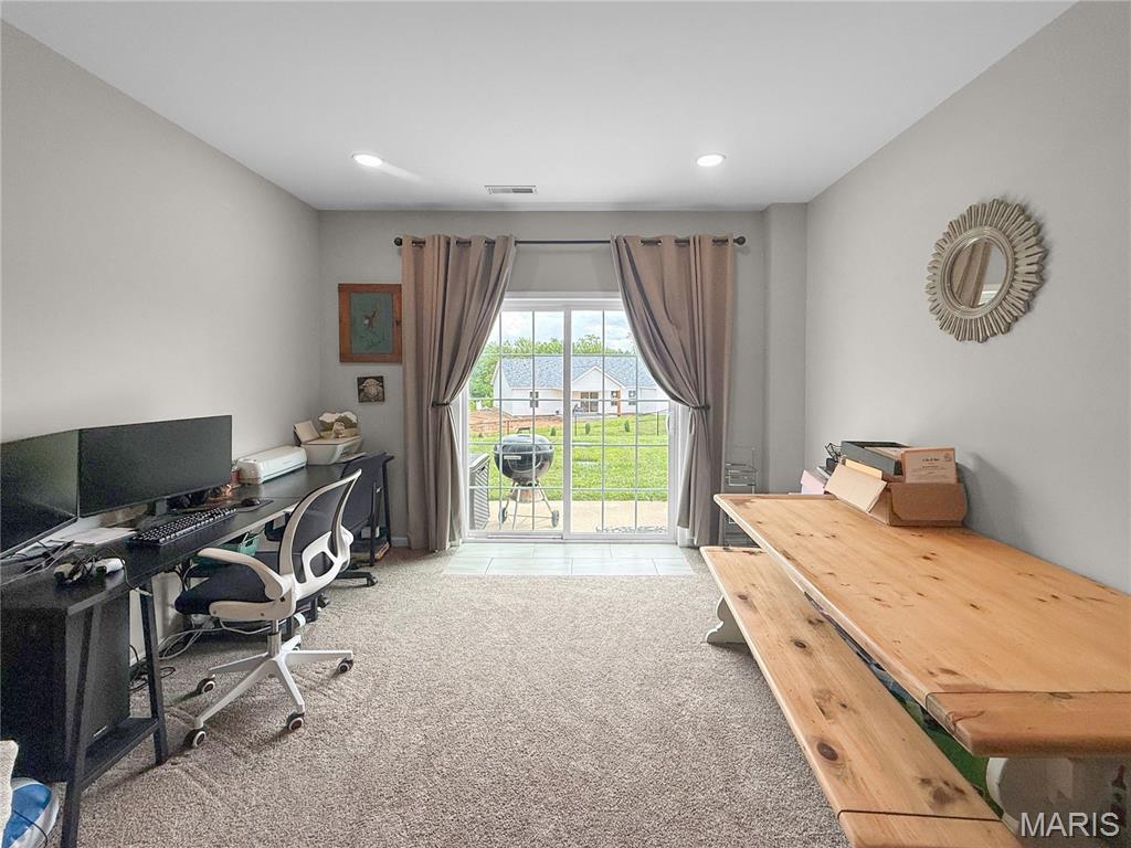 5687 Clear Creek Rd