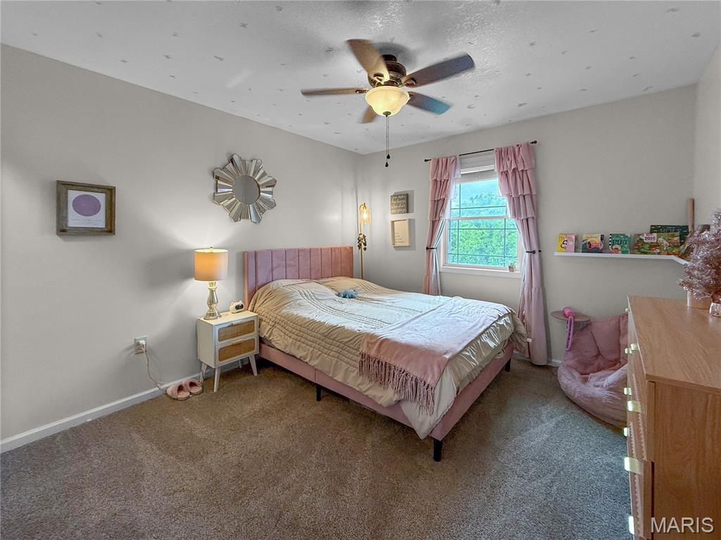 5687 Clear Creek Rd