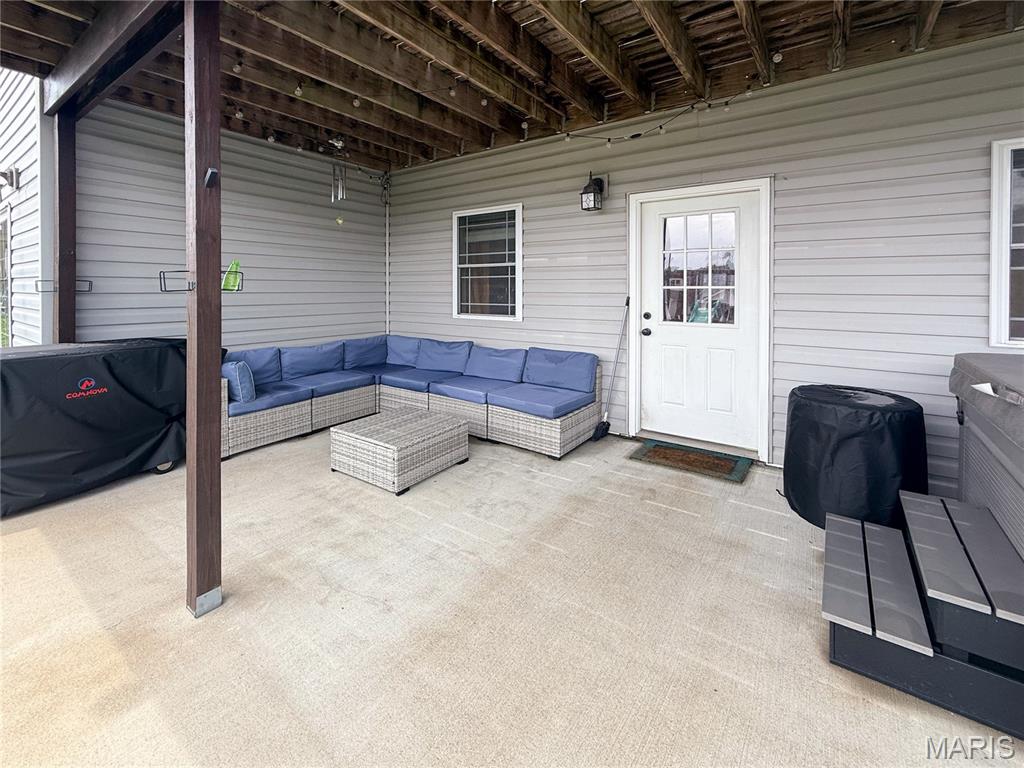 5687 Clear Creek Rd