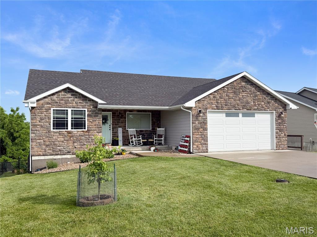 5687 Clear Creek Rd