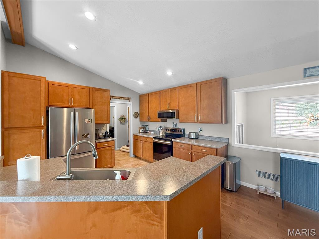 5687 Clear Creek Rd