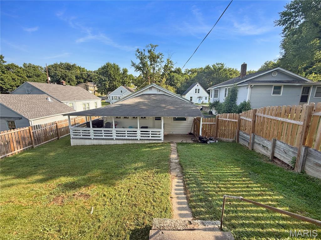 2713 Laclede