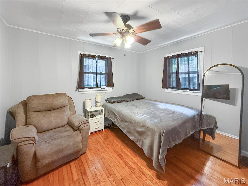 2713 Laclede