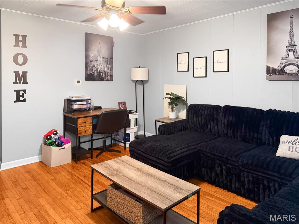 2713 Laclede