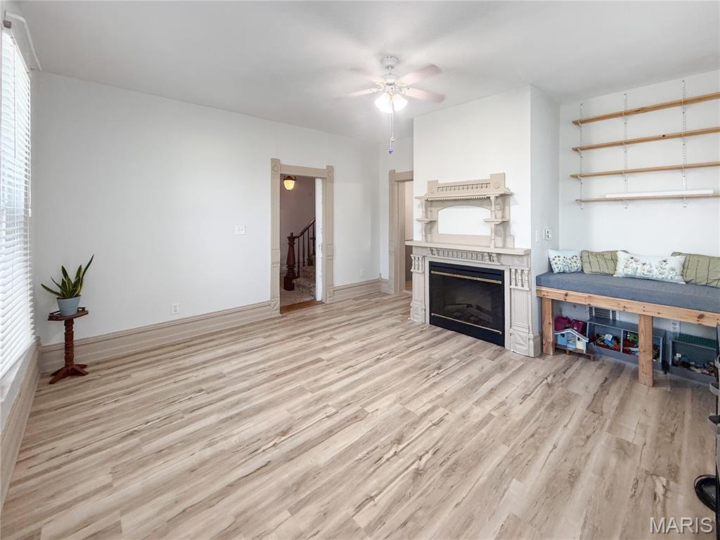 301 S Palmyra