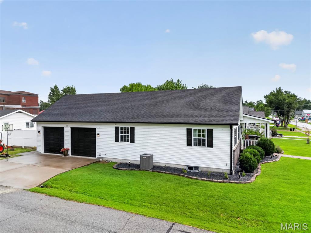 1019 W Main Street