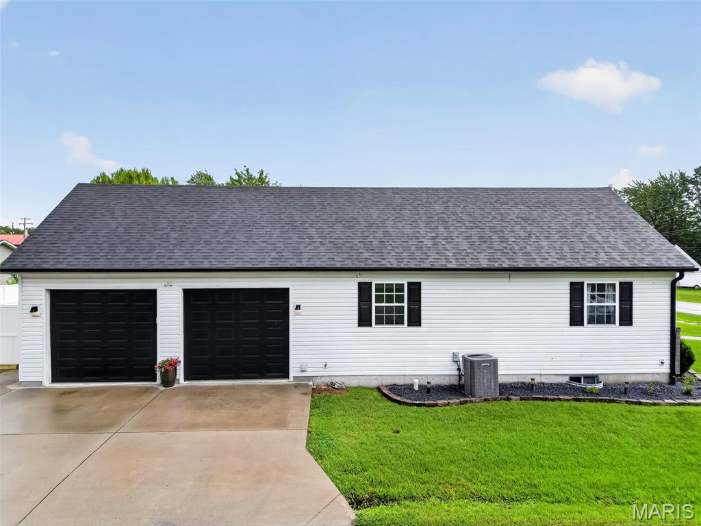 1019 W Main Street