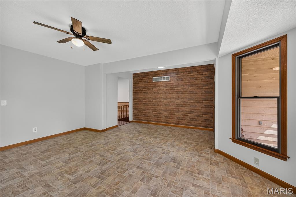 85 Mar Len Drive