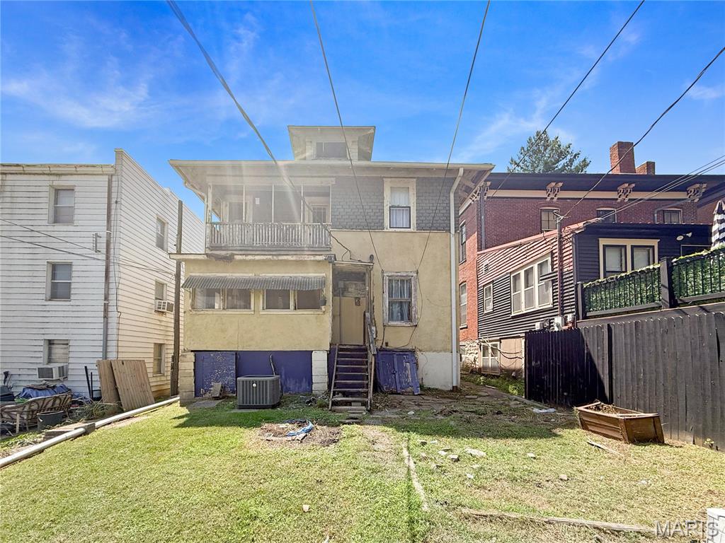 310 N Fifth