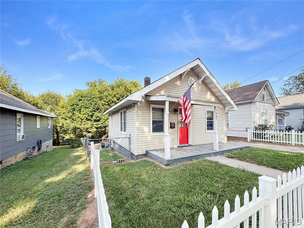 1607 Booker Street