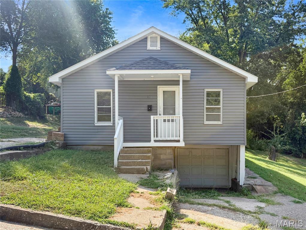 421 Edwards Street