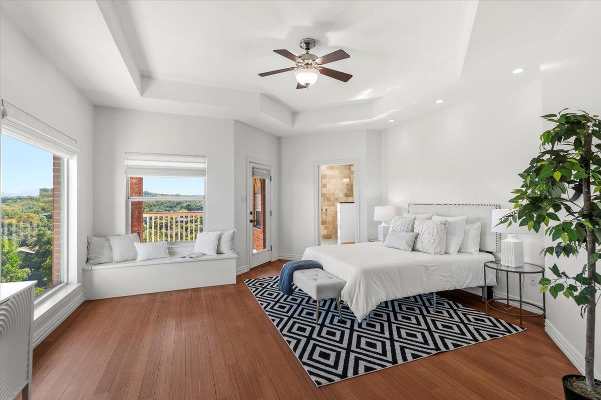 2707 Bartons Bluff LN