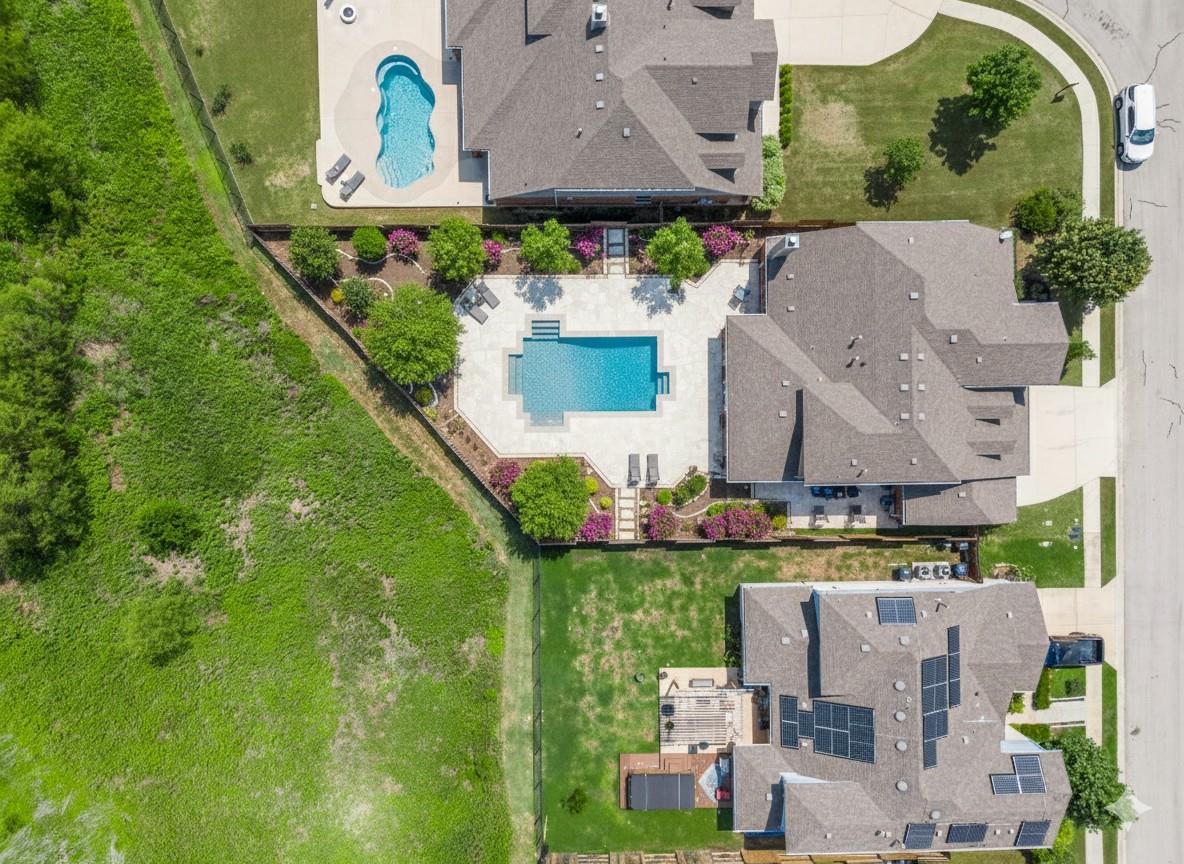 7207 Auburn Blaze LN