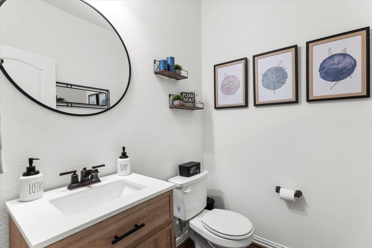 6401 Golden Bough LN, Pflugerville