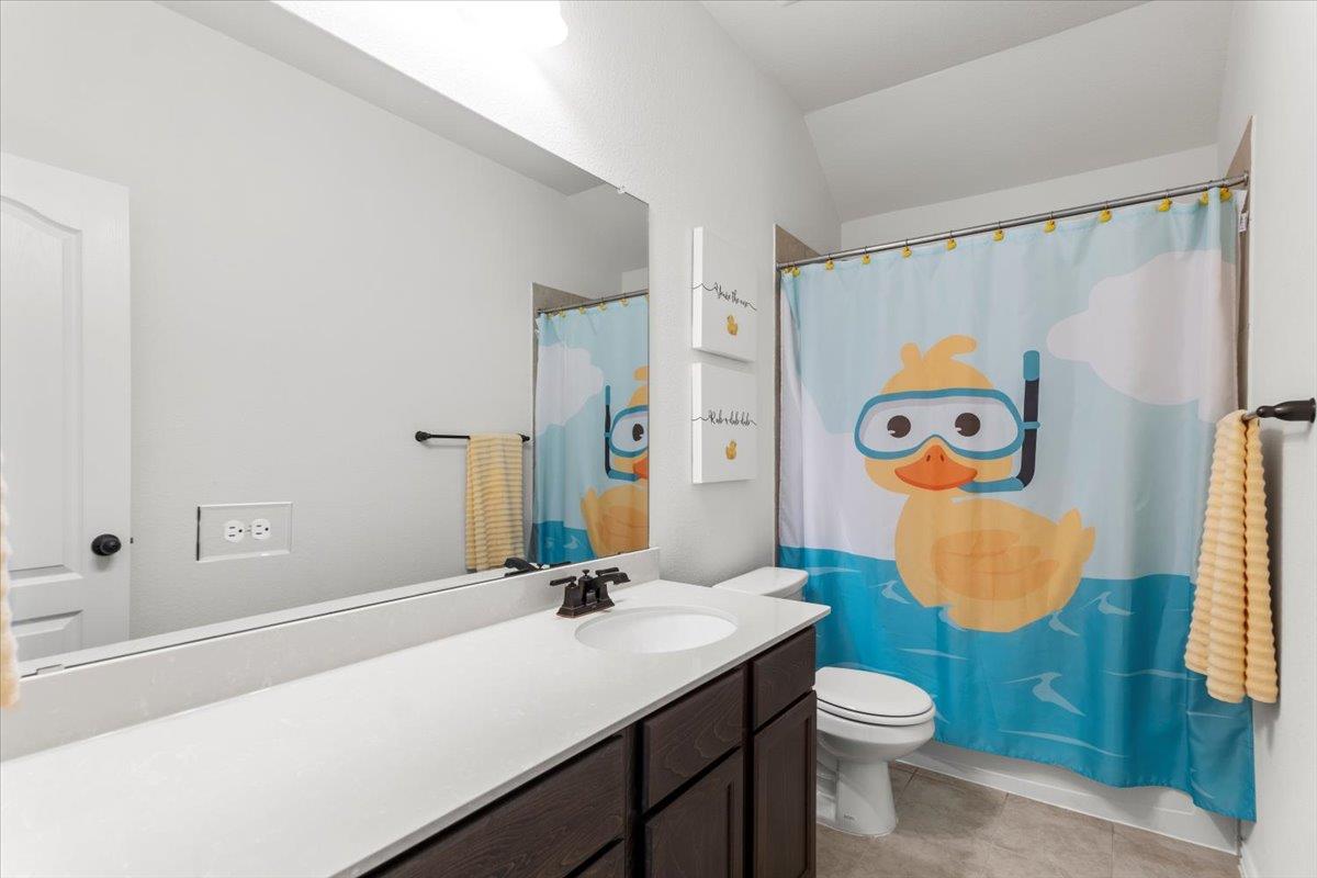 6401 Golden Bough LN, Pflugerville