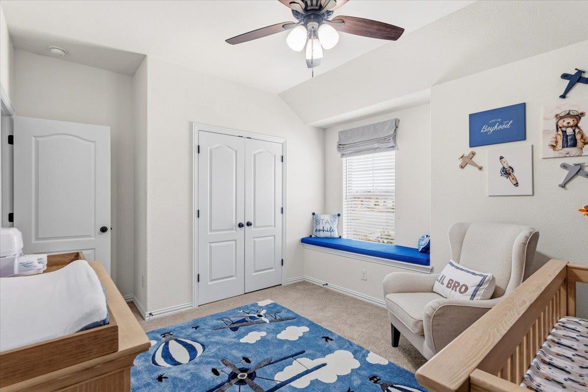 6401 Golden Bough LN, Pflugerville