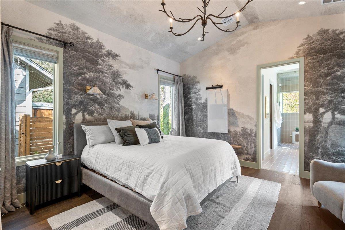 2200 W 9th ST, Austin