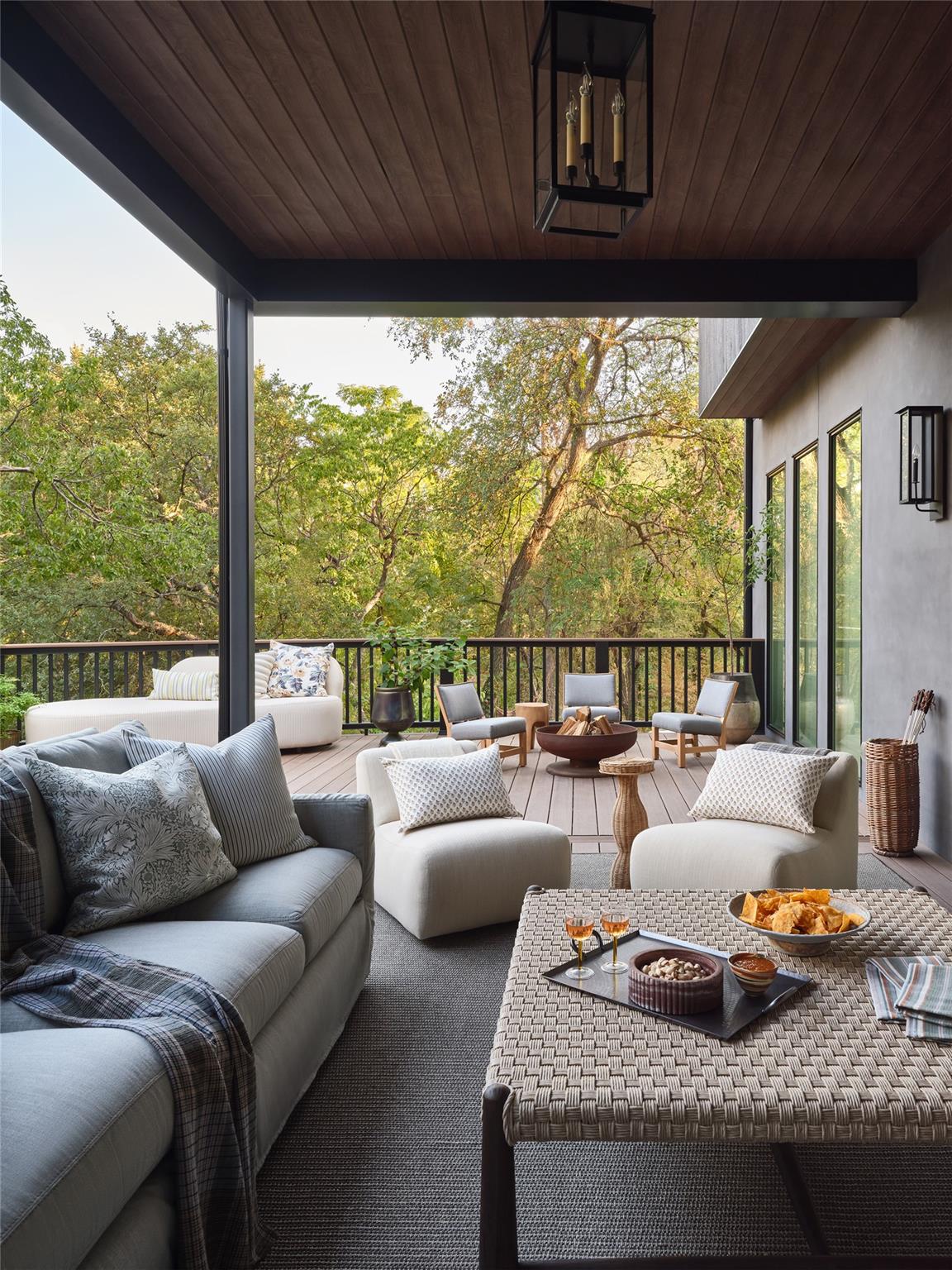 2200 W 9th ST, Austin