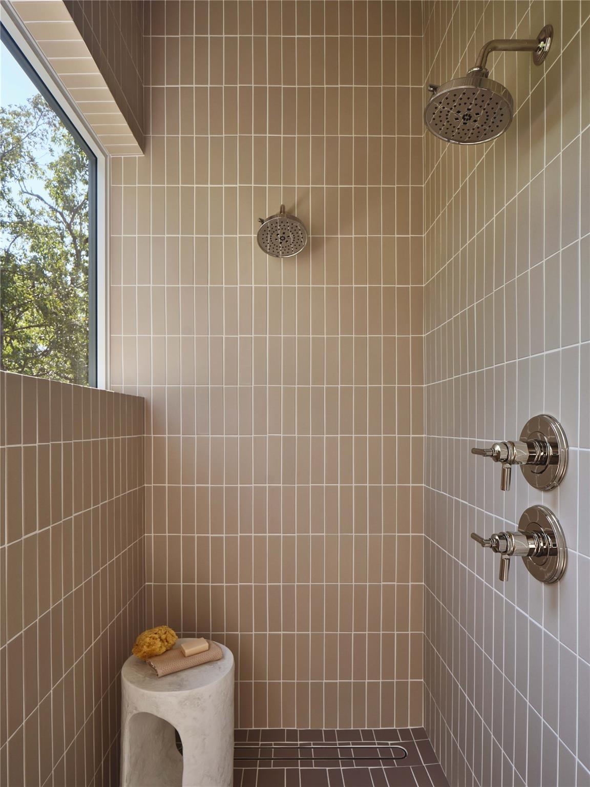 2200 W 9th ST, Austin