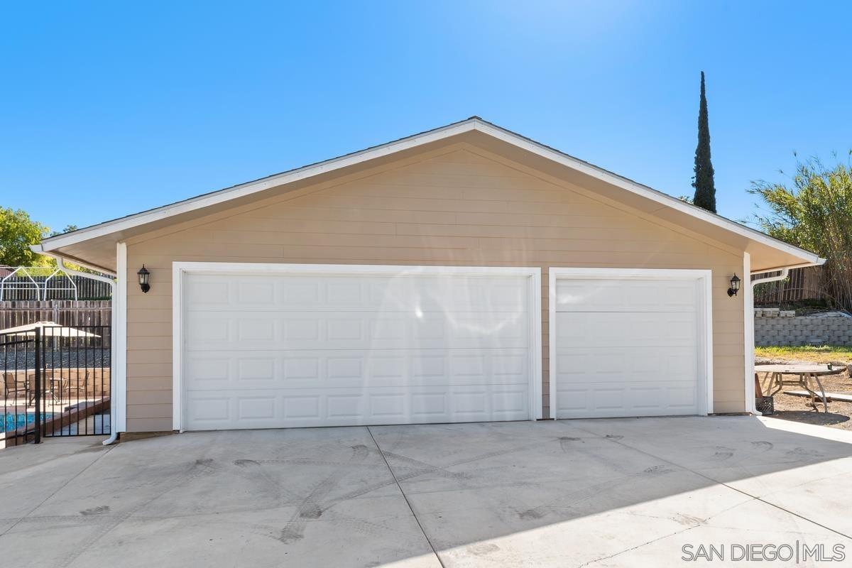 10429 San Carlos Dr