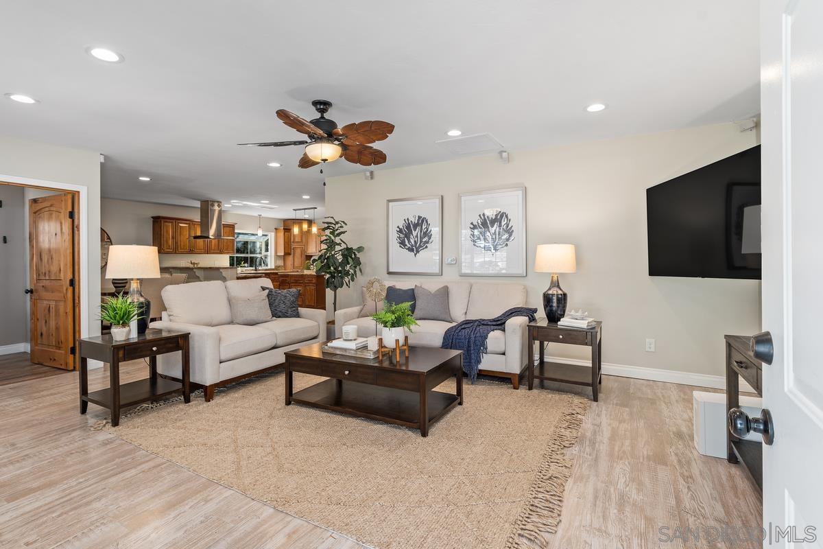 10429 San Carlos Dr