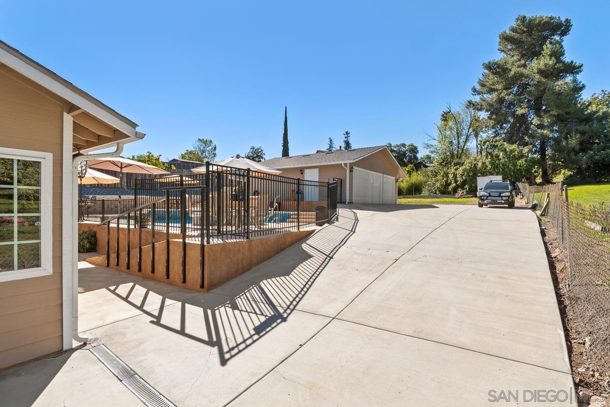 10429 San Carlos Dr