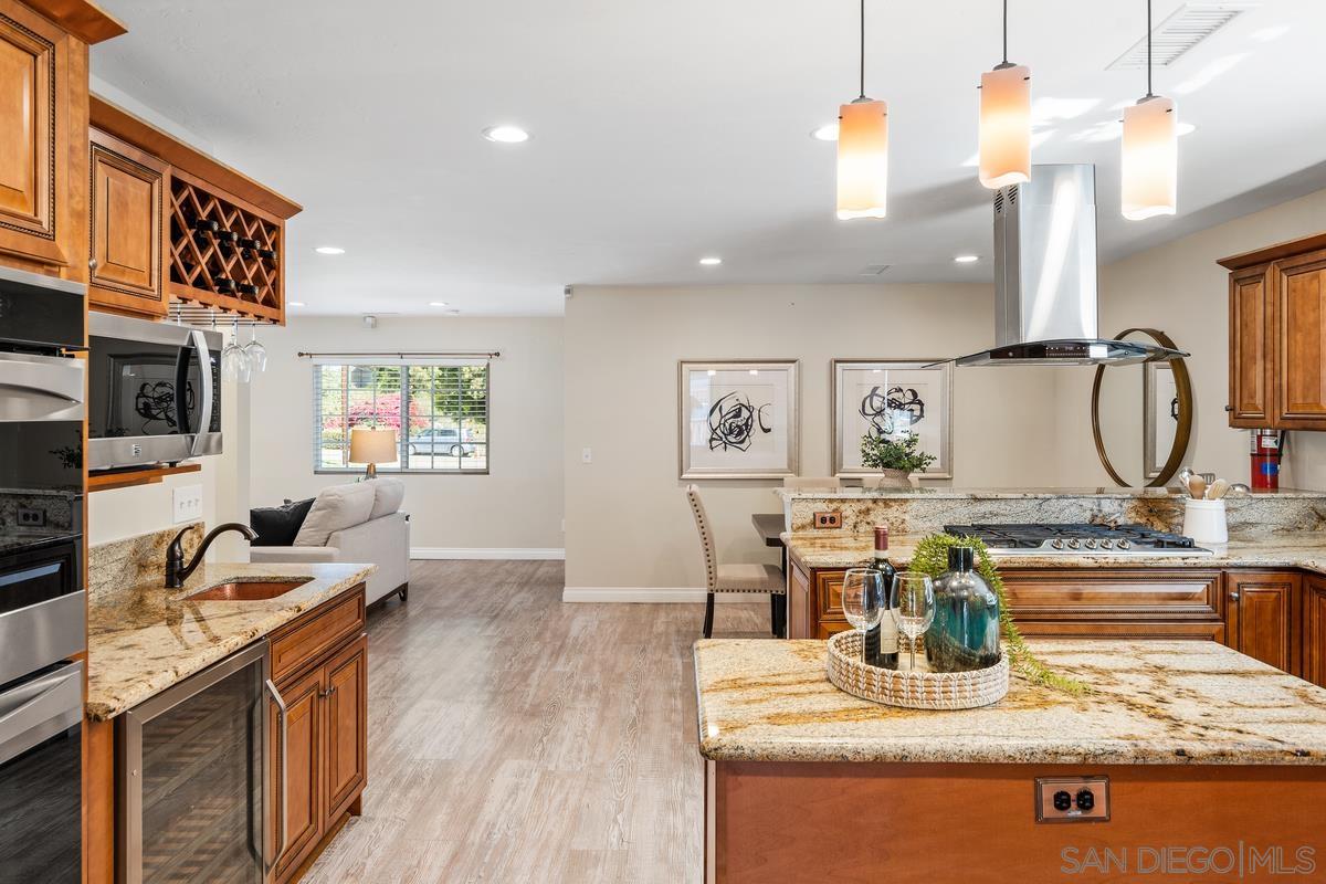 10429 San Carlos Dr