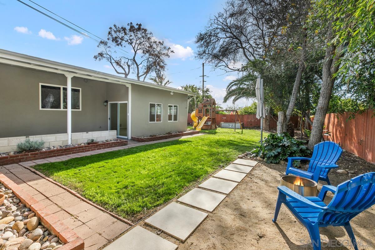 7025 Melody Ln