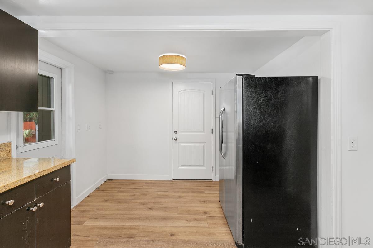 7025 Melody Ln
