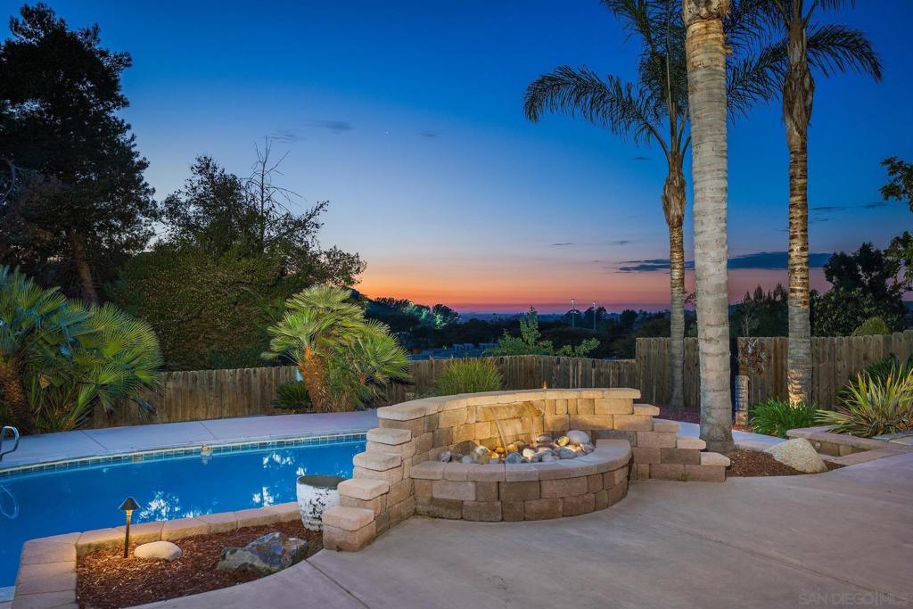 6678 Park Ridge Blvd