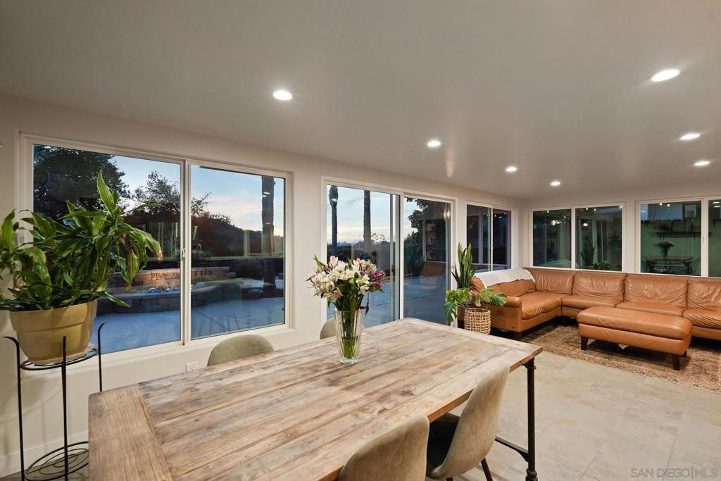 6678 Park Ridge Blvd