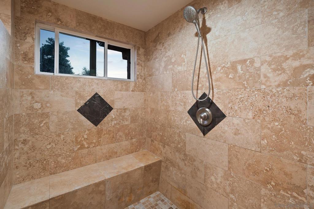 6678 Park Ridge Blvd