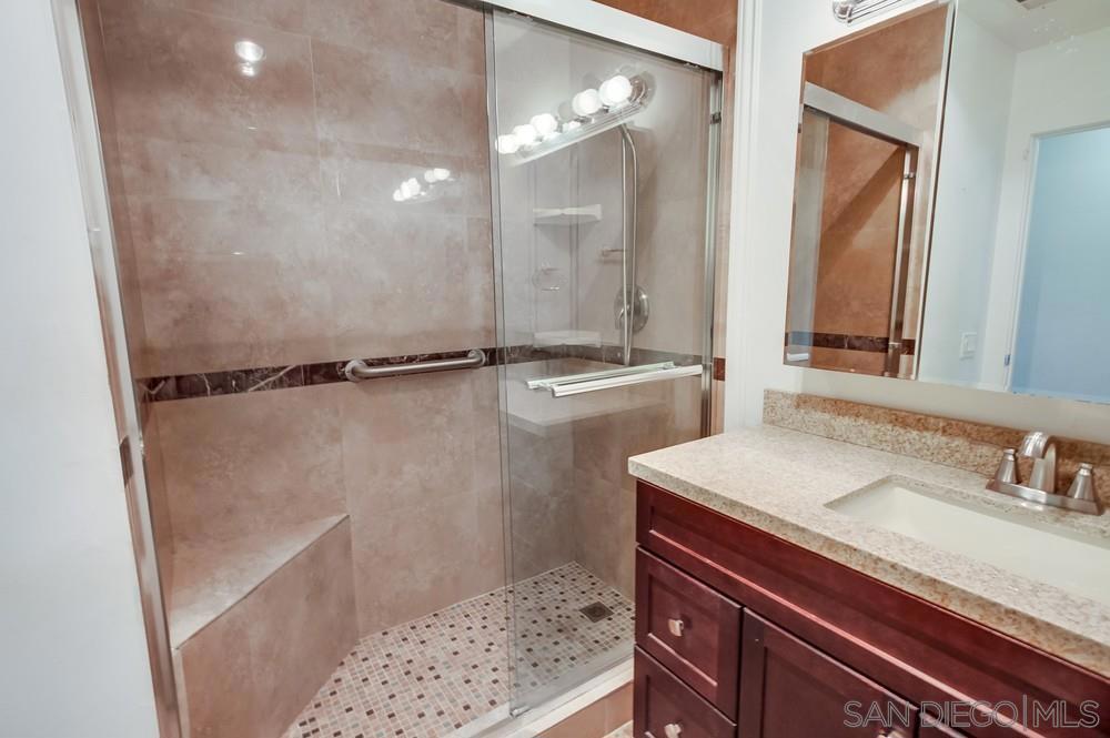 3890 Vista Campana S. 82