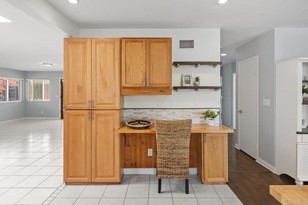 10010 Corkwood Avenue