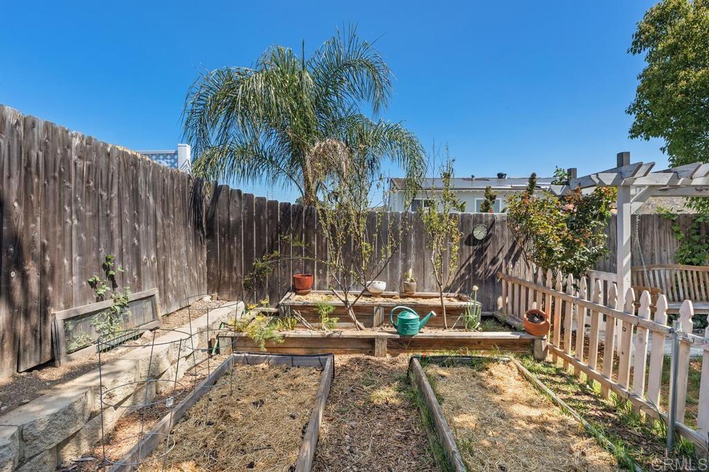 10010 Corkwood Avenue