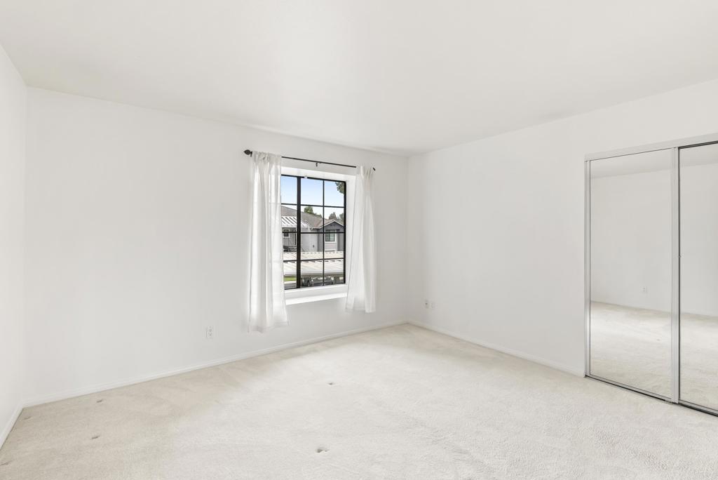 14936 Avenida Venusto 12