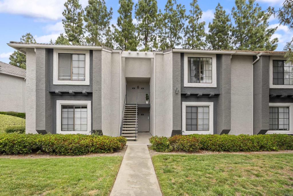 14936 Avenida Venusto 12