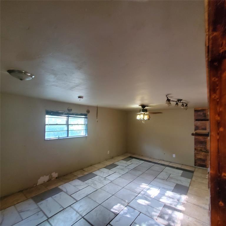 23615 Johnson Avenue