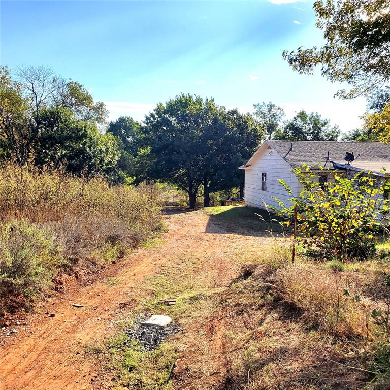 23615 Johnson Avenue