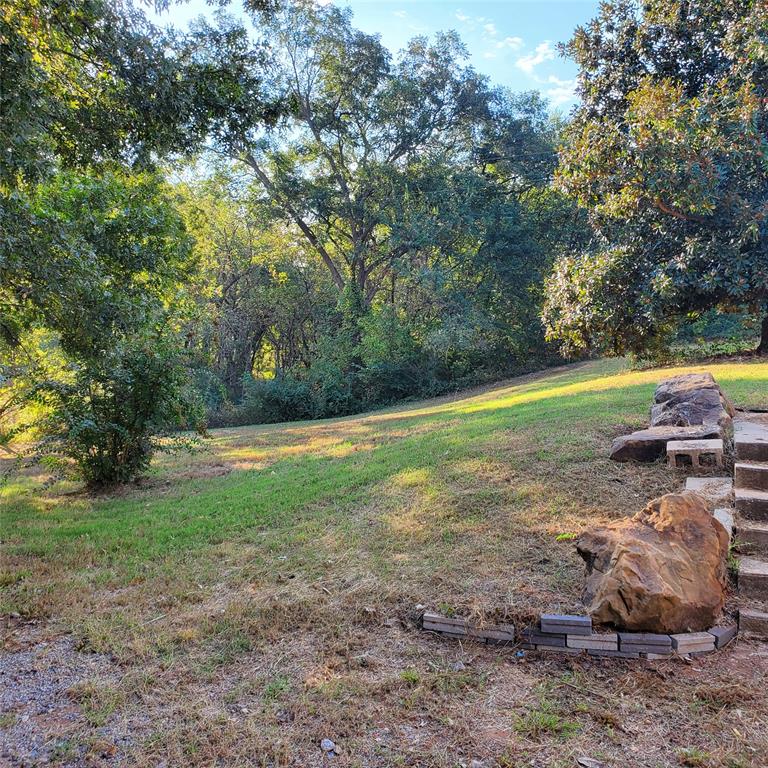 23615 Johnson Avenue