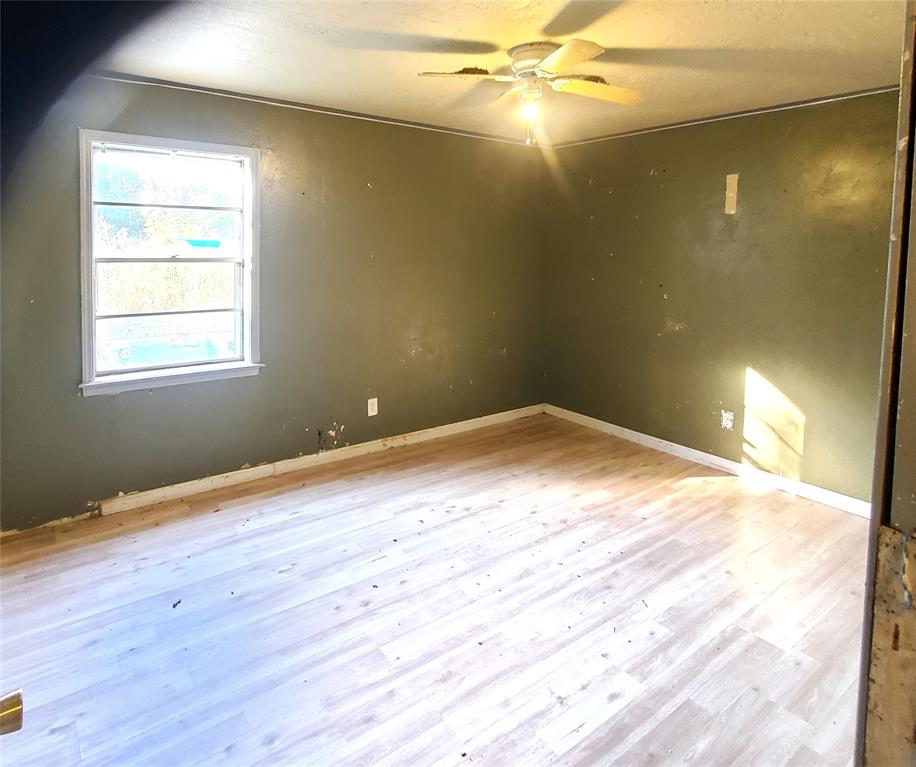 23615 Johnson Avenue