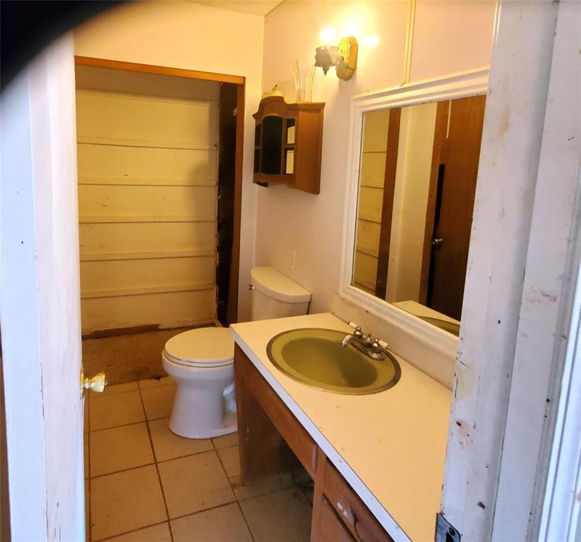 23615 Johnson Avenue