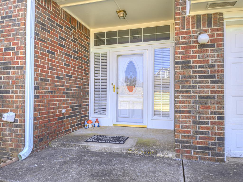 906 Woodbrook Drive