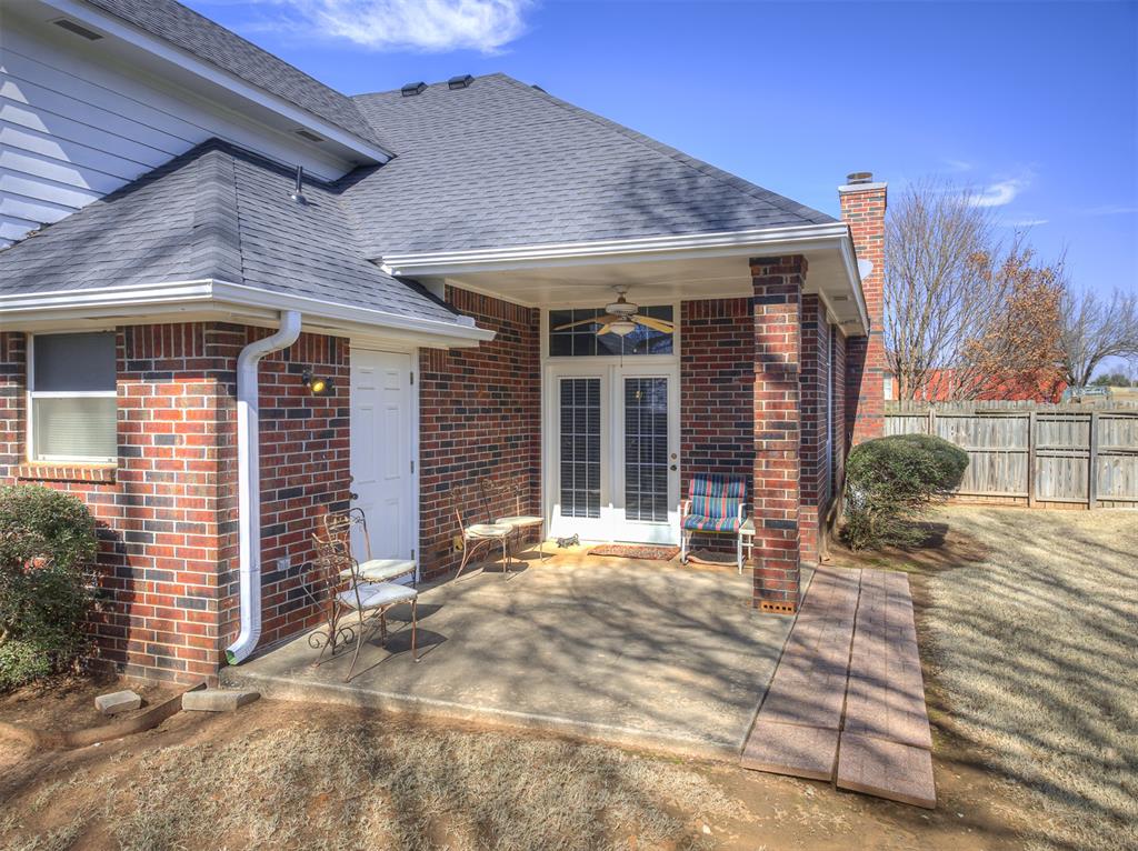 906 Woodbrook Drive
