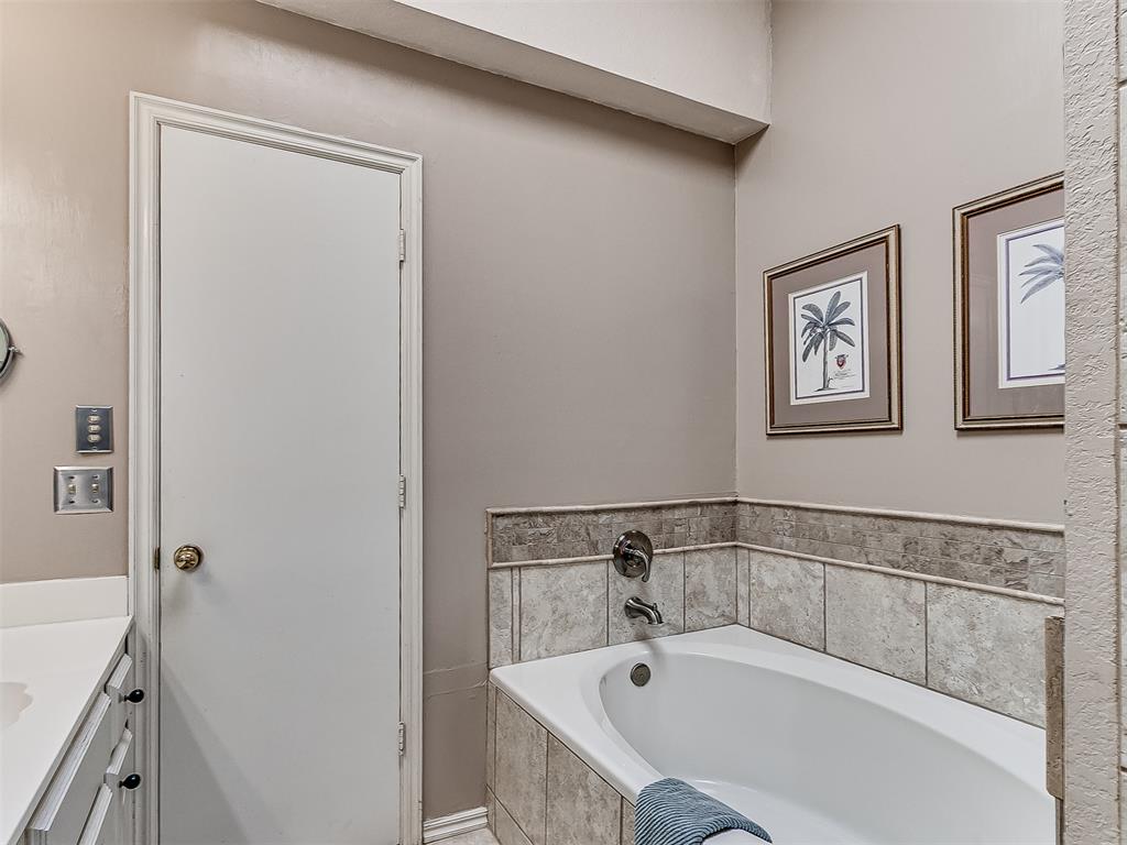 906 Woodbrook Drive