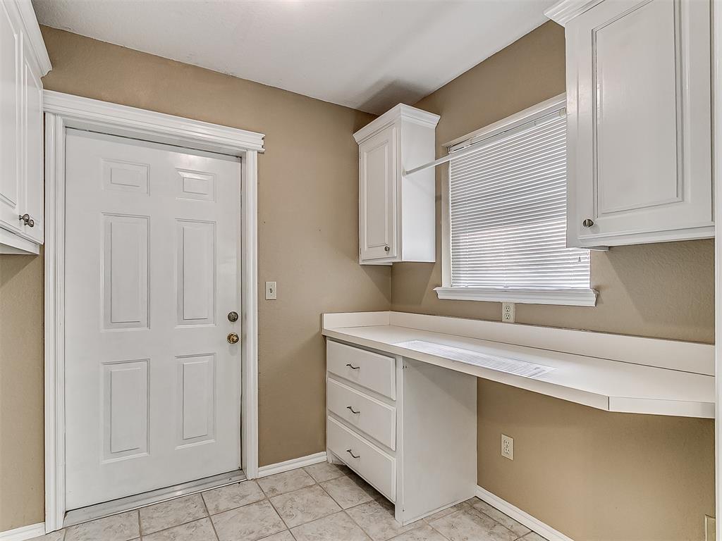 906 Woodbrook Drive
