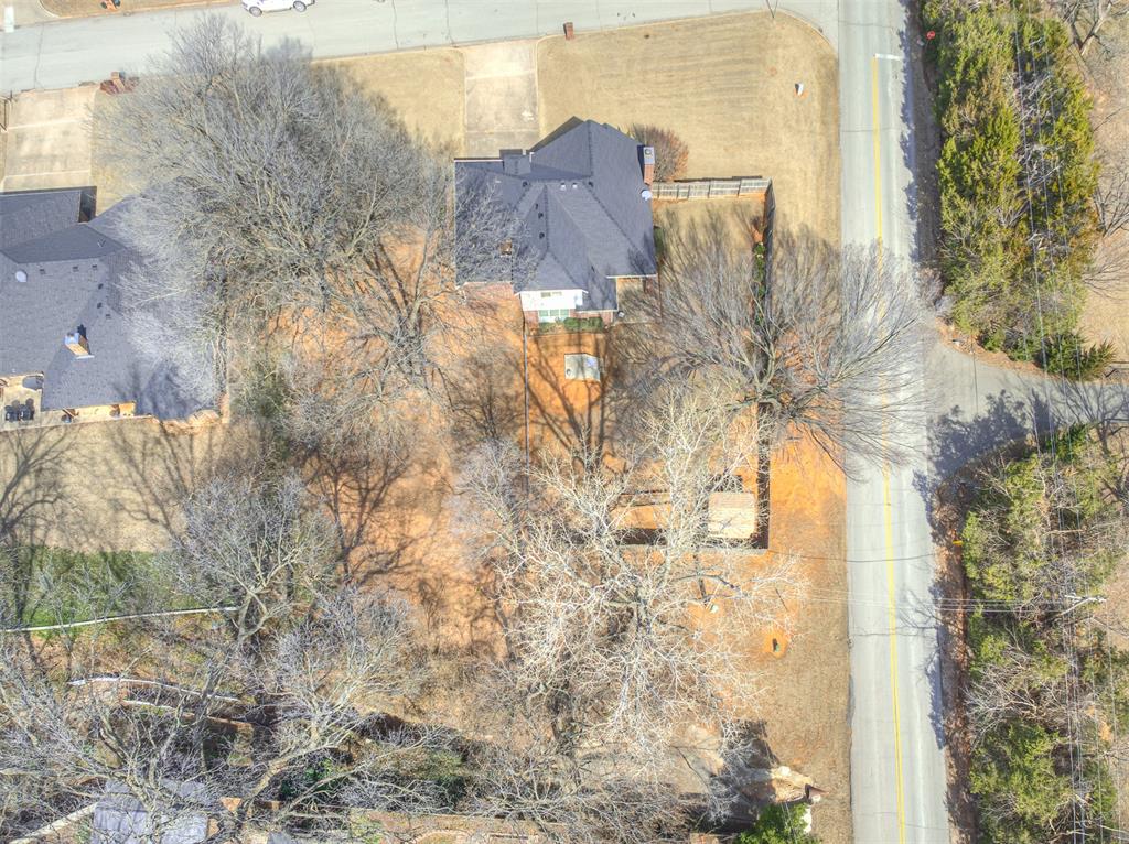 906 Woodbrook Drive