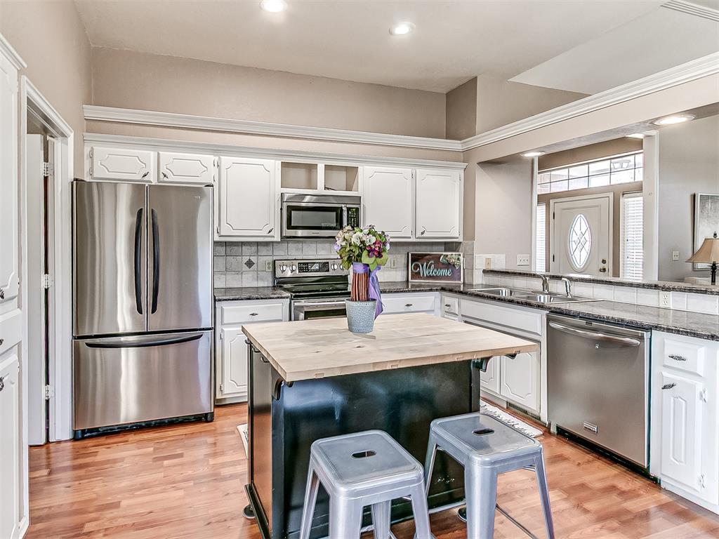 906 Woodbrook Drive